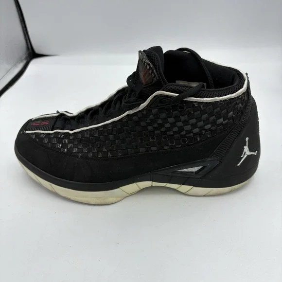 Nike Air Jordan‎ Shoes Mens Size 10 Sneaker 15 XV Retro SE Black Metallic Silver